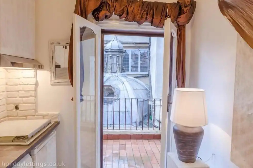 Pantheon Terrace Natural Flat