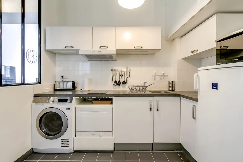 Louvre - Saint Honore Area Apartment