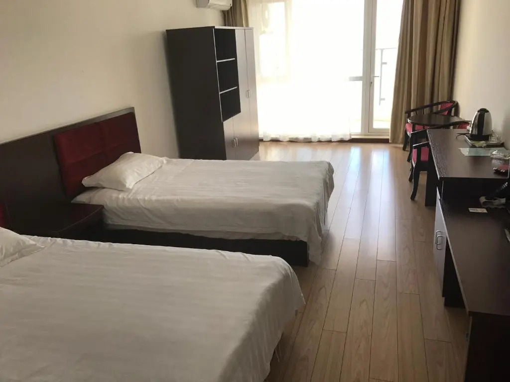 Rainbow Valley Express Hotel