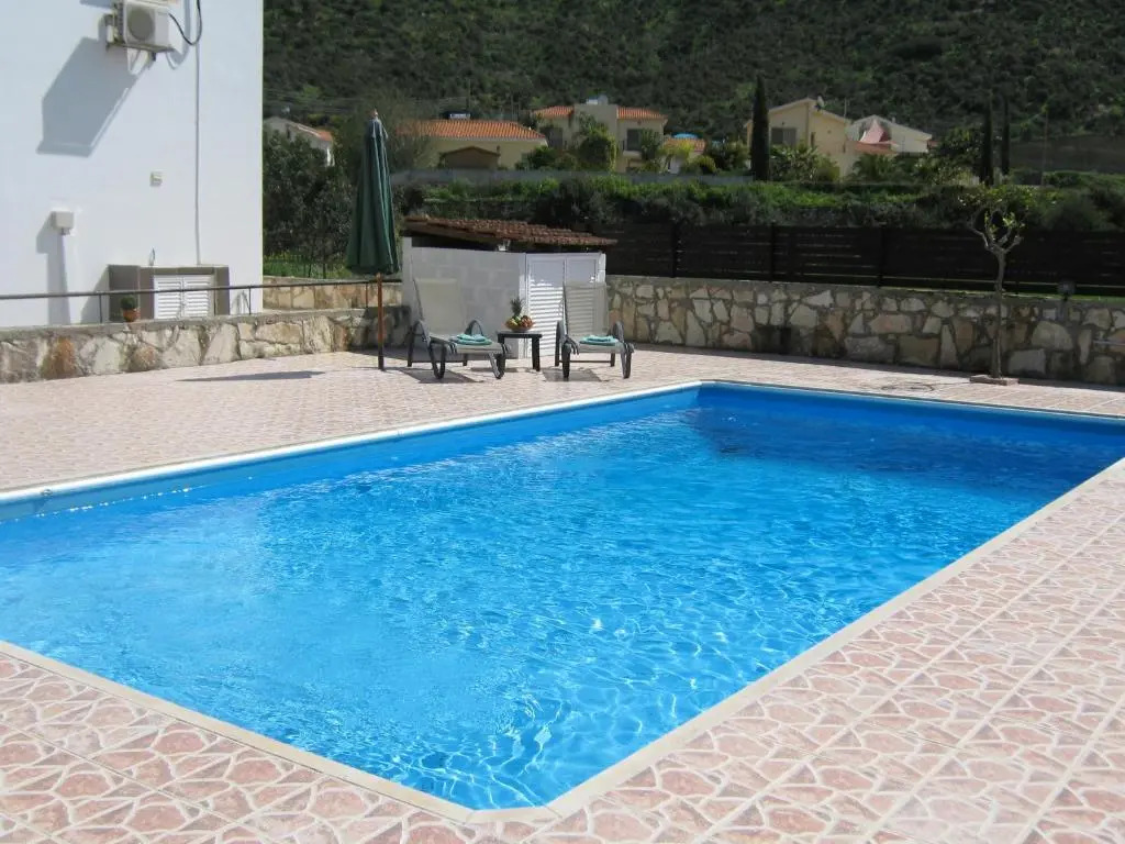 Pangeras Apartments