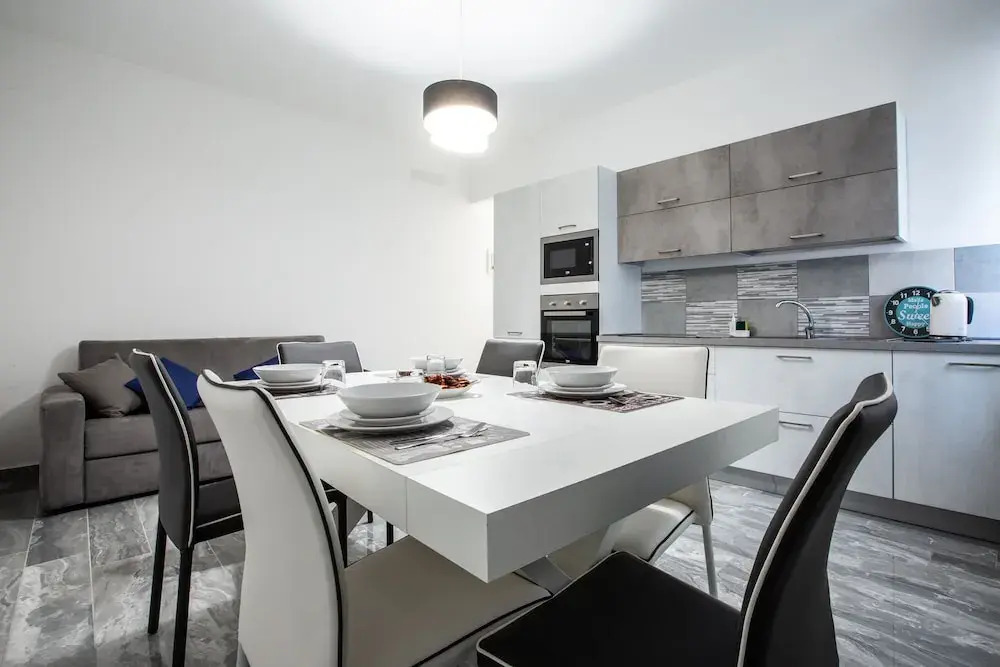 Gregorio VII Halldis Apartment
