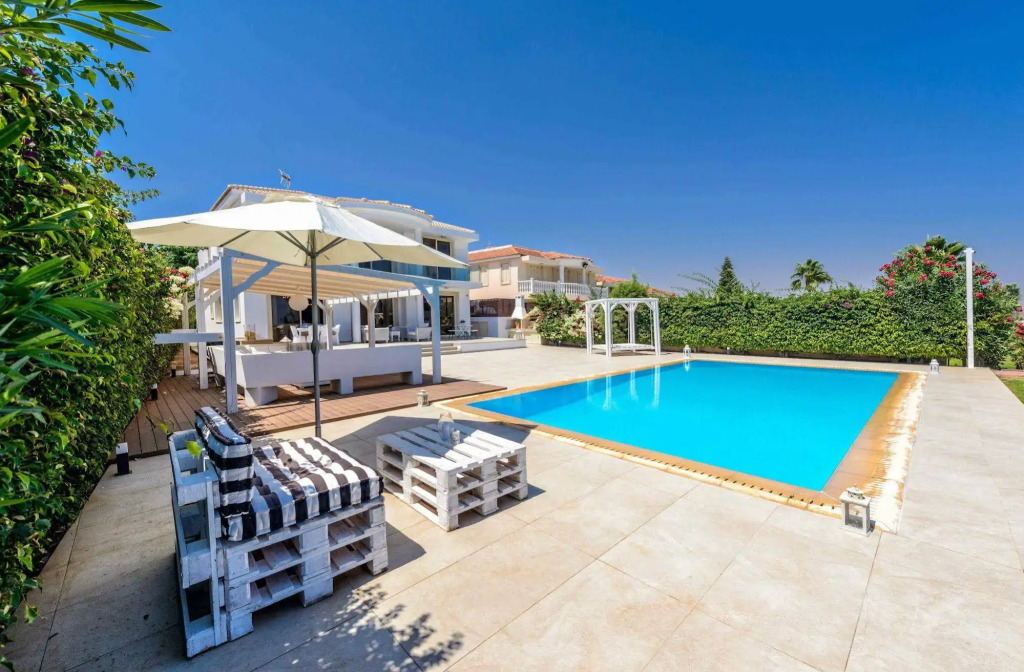 Villa Sea Breeze