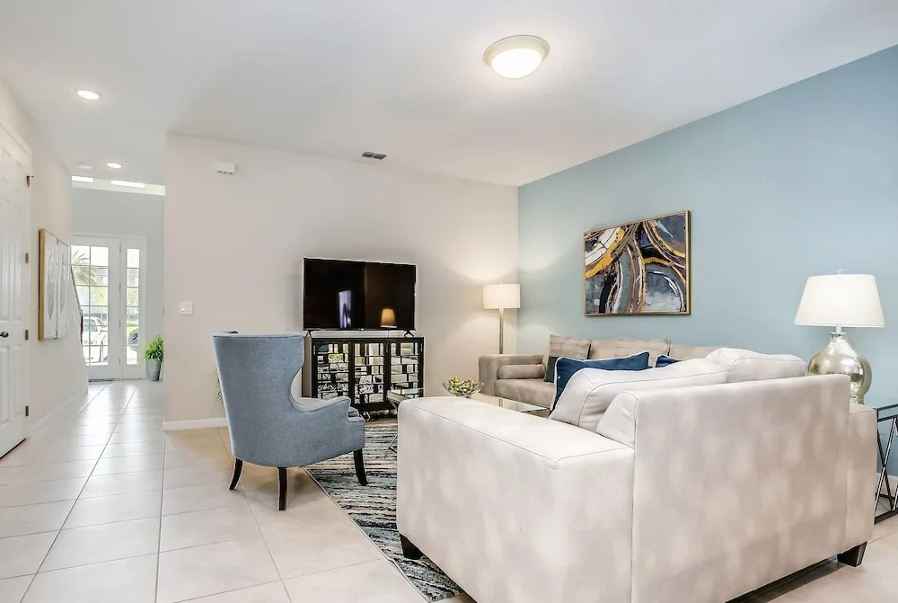 Beautiful Townhome W/pool &free Resort Access!