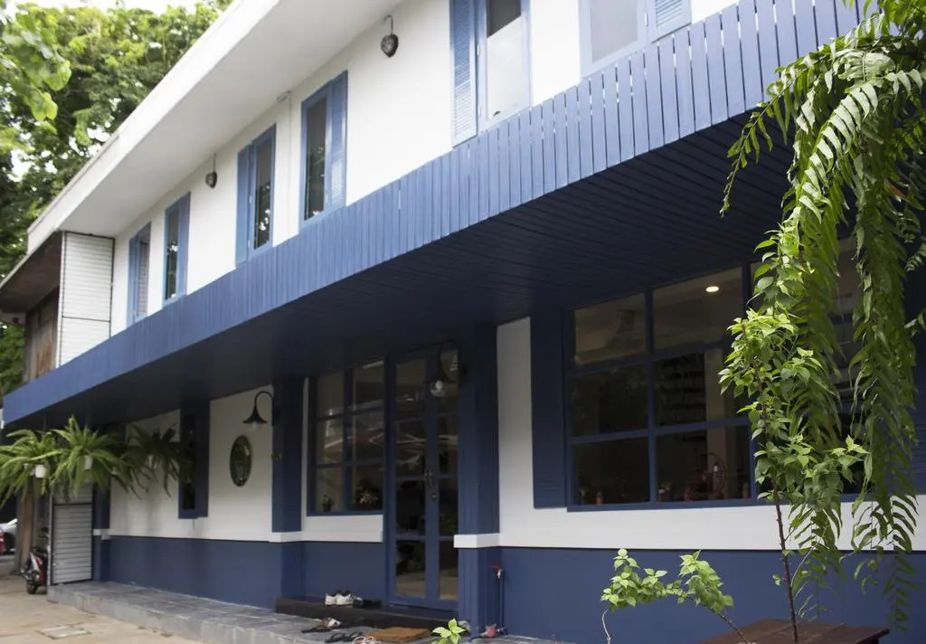 Visut House