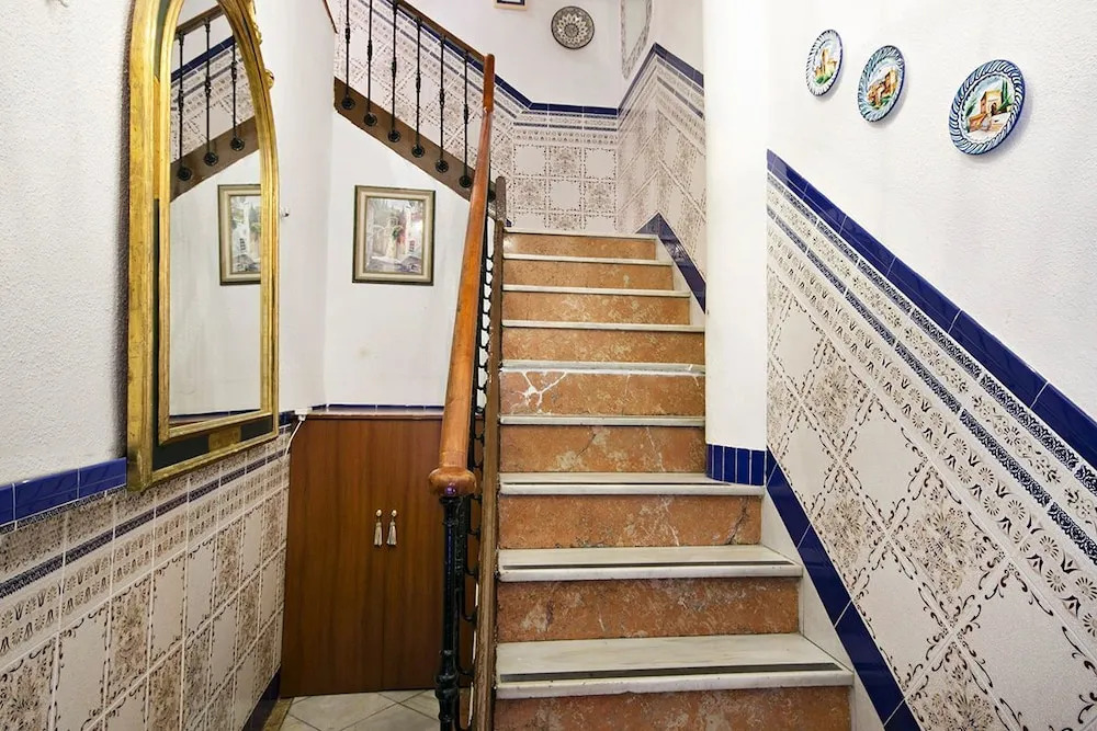 Pension Mesones