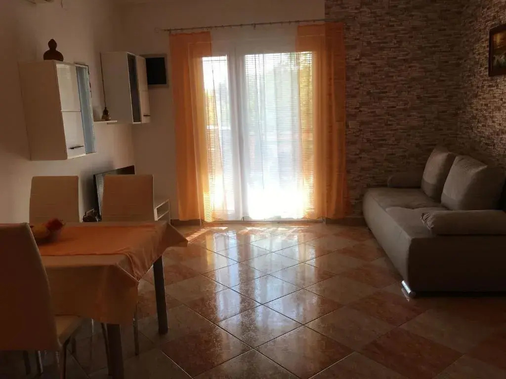 Apartments by the sea Novalja, Pag - 21646