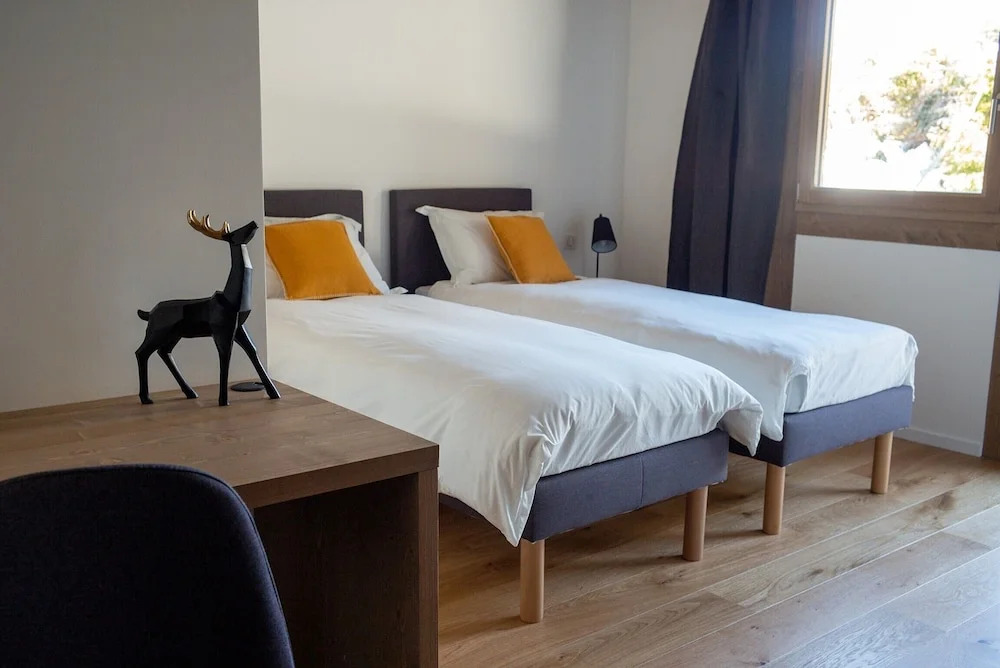 Brand New Chalet In Chamonix Les Praz For 6 People