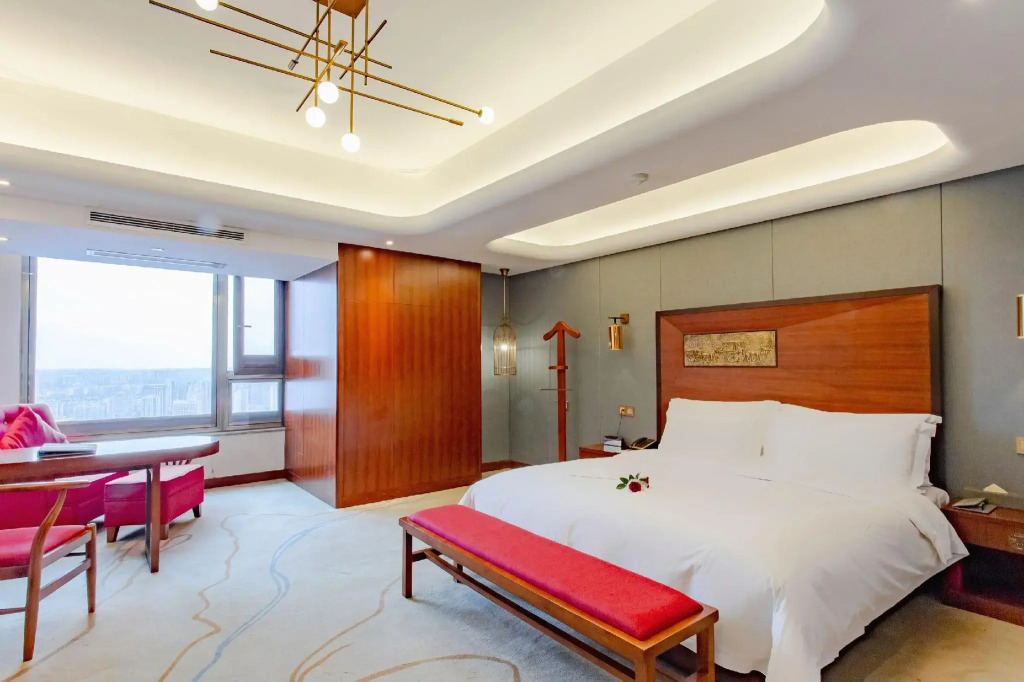 Lujia International Hotel