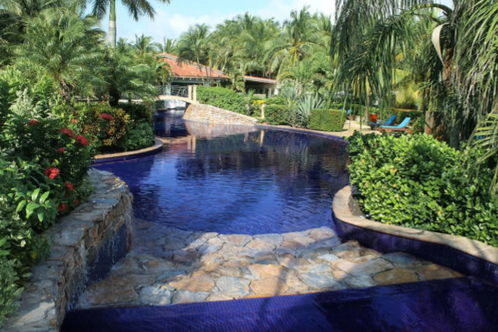 Mayan Princess Beach & Dive Resort