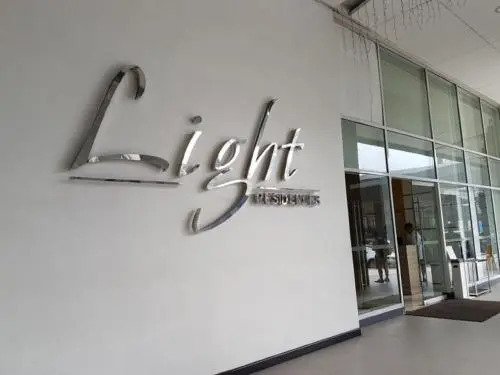 SM Light Residence - 1BR Condo with Balcony FF