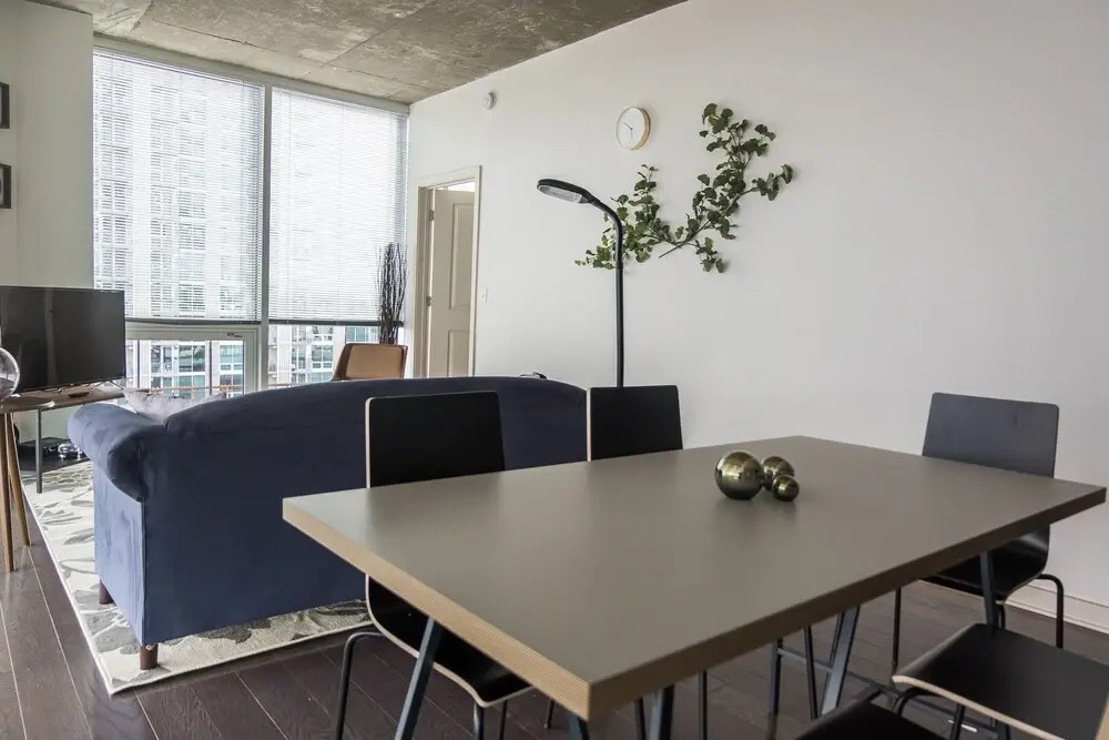 FRONTDESK Skyhouse Apts Uptown Charlotte