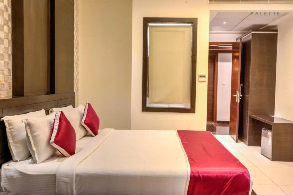 Hotel Pioneer Grand Palace