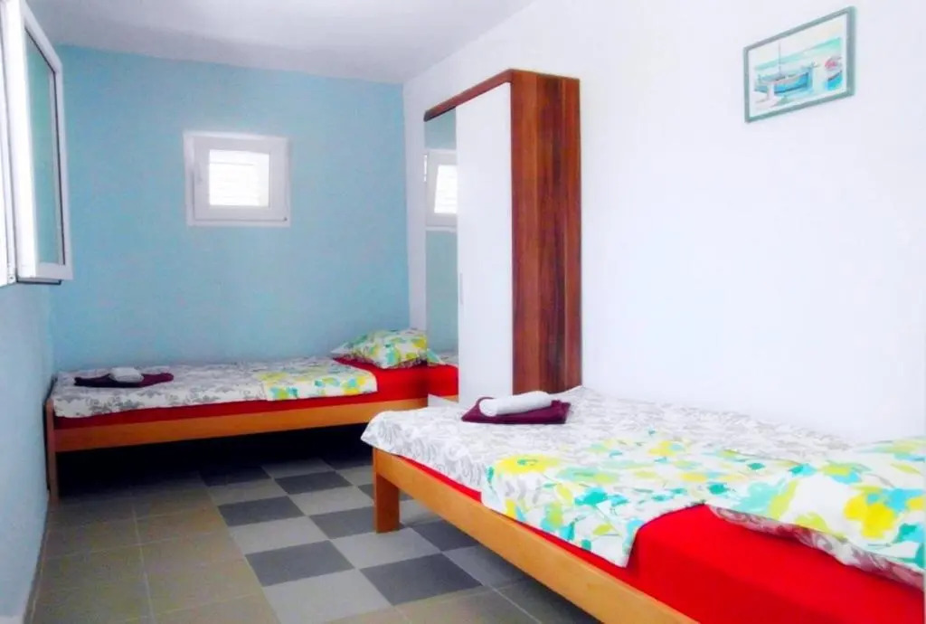 Vis Mirja Apartment 1