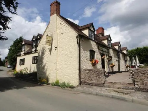 Bottle & Glass Inn