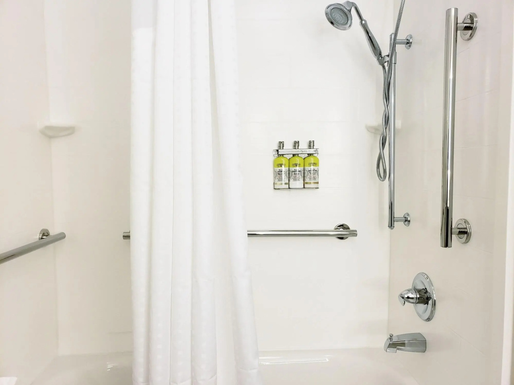 Holiday Inn Express & Suites - Houston IAH - Beltway 8 by IHG