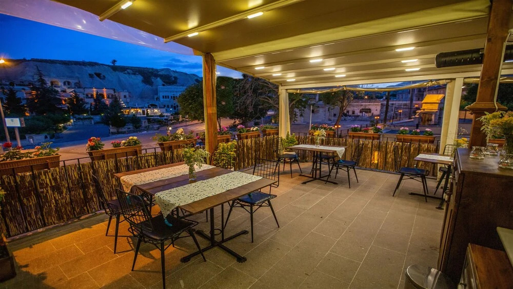 Cappa Rossa Cave Hotel