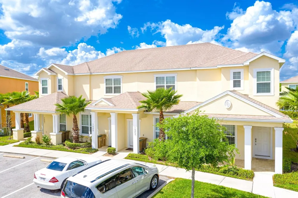 1503rc 3 Bedroom Townhouse