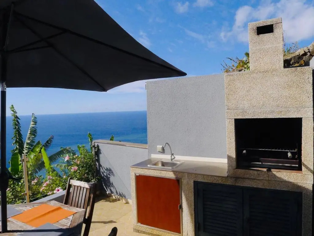 Atlantis Country House