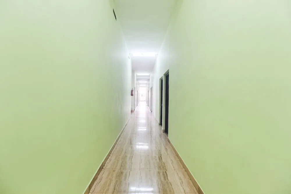 Hotel Sivanthi by OYO Rooms