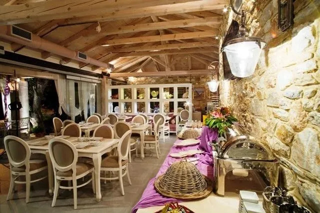 Nikoleta Hotel and Villas