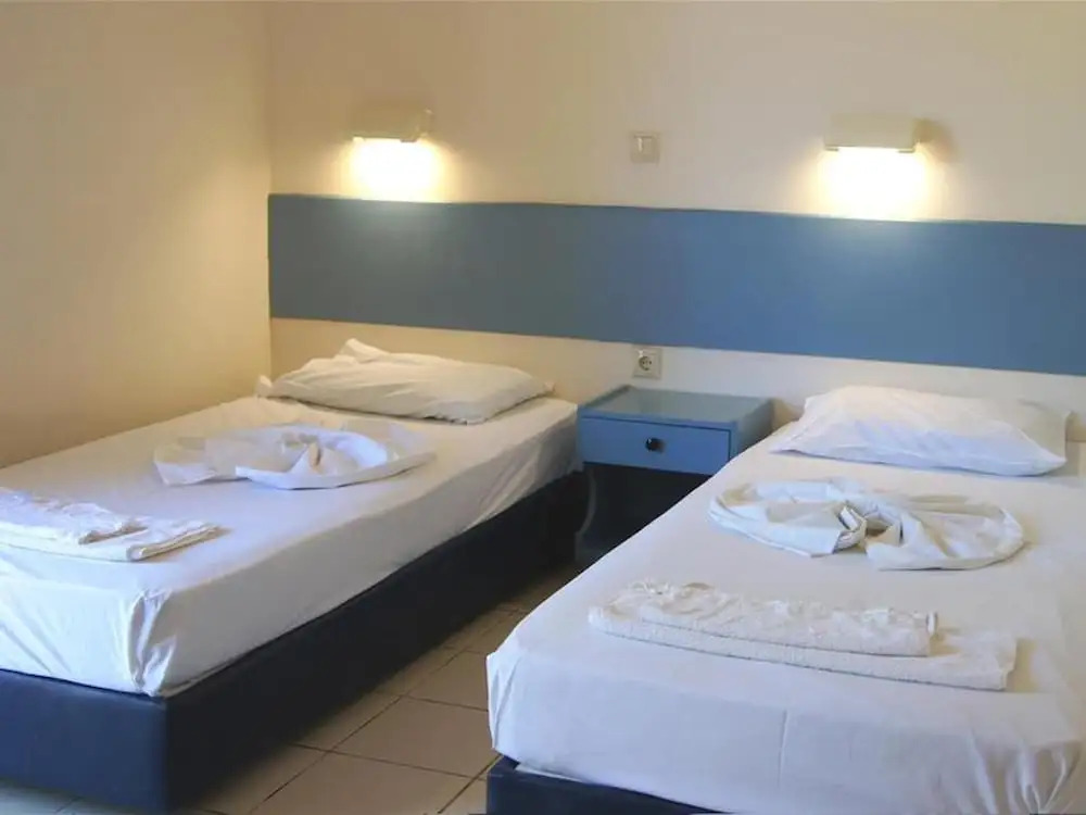 Apartment for Five, Swimming Pool, Near the Beach