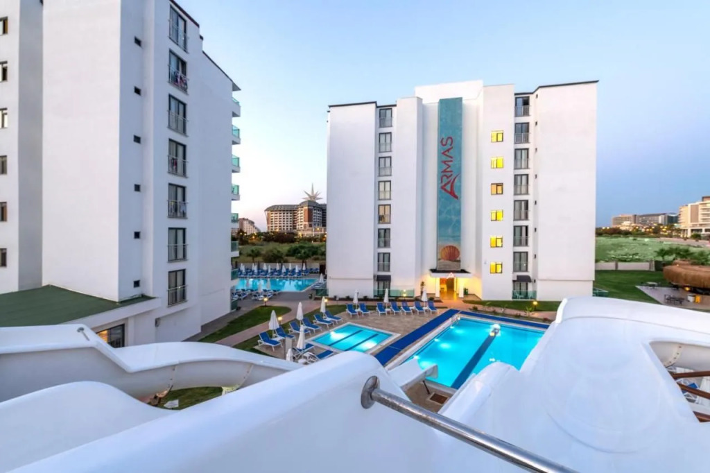Lavia Hotels Lara
