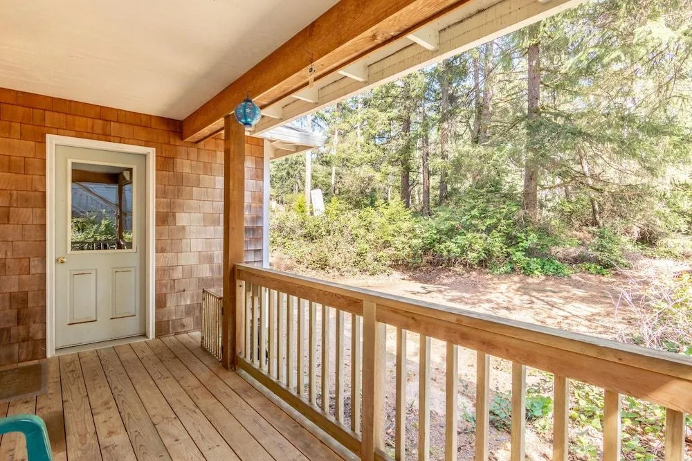 Spacious Great Room and Outdoor Deck - Charming Family Retreat