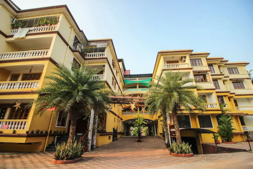 OYO Home 1172 Luxury 1BHK Majorda