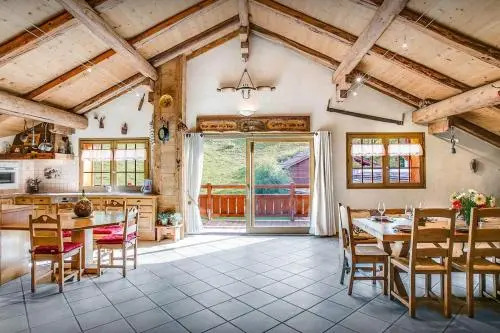 La Ferme a Juju - OVO Network