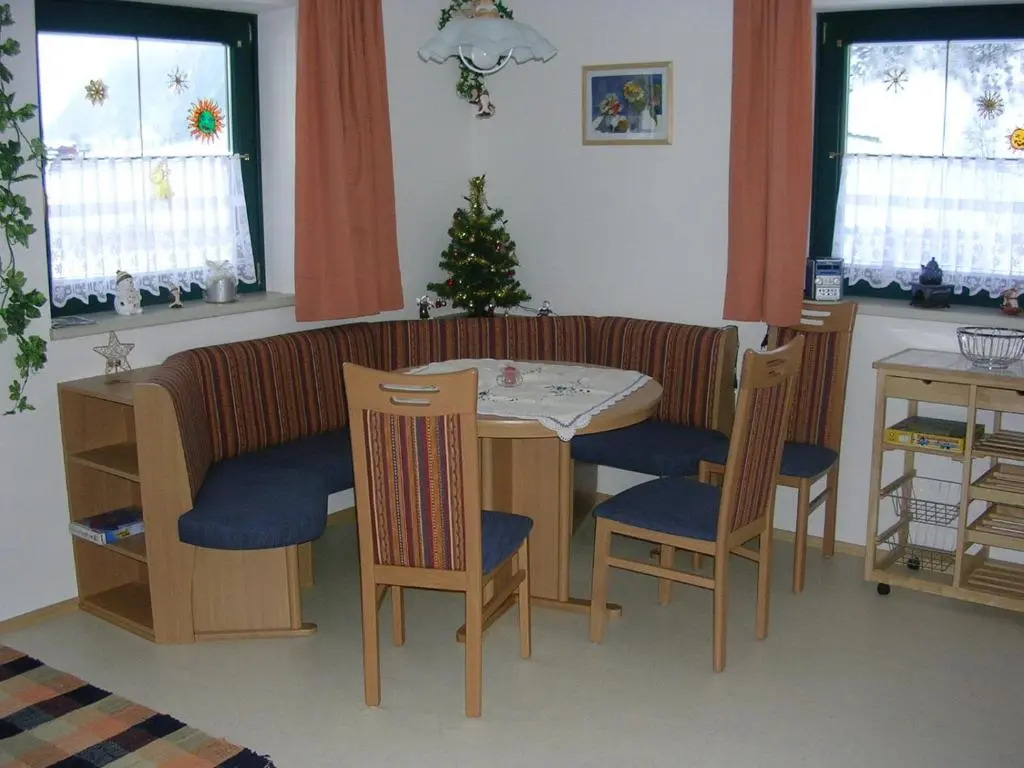 Monika Schwaiger, Appartements