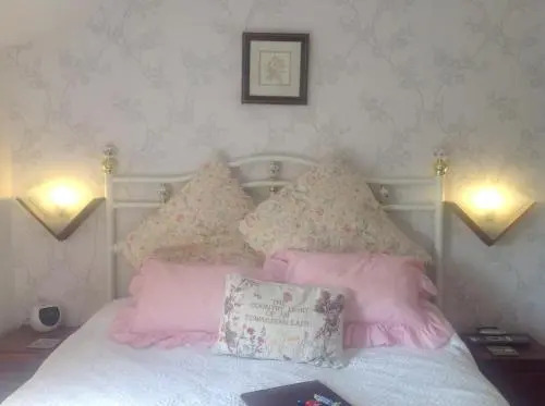 Rose Cottage Bed & Breakfast