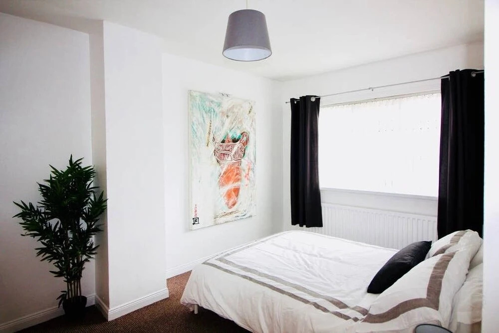 3 bed house in suburbs of Belfast