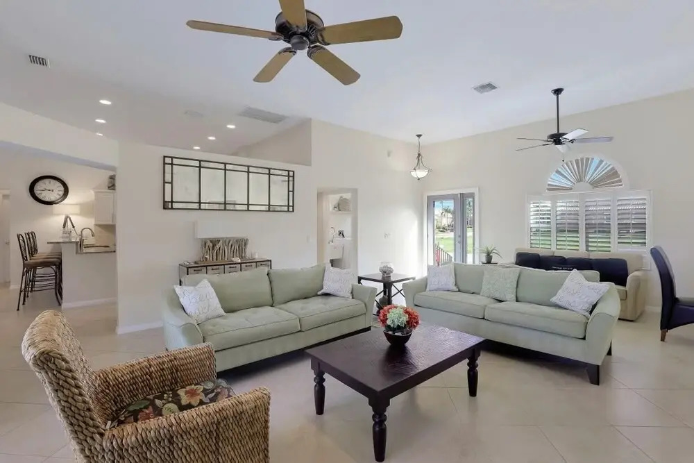 775 Hernando Drive