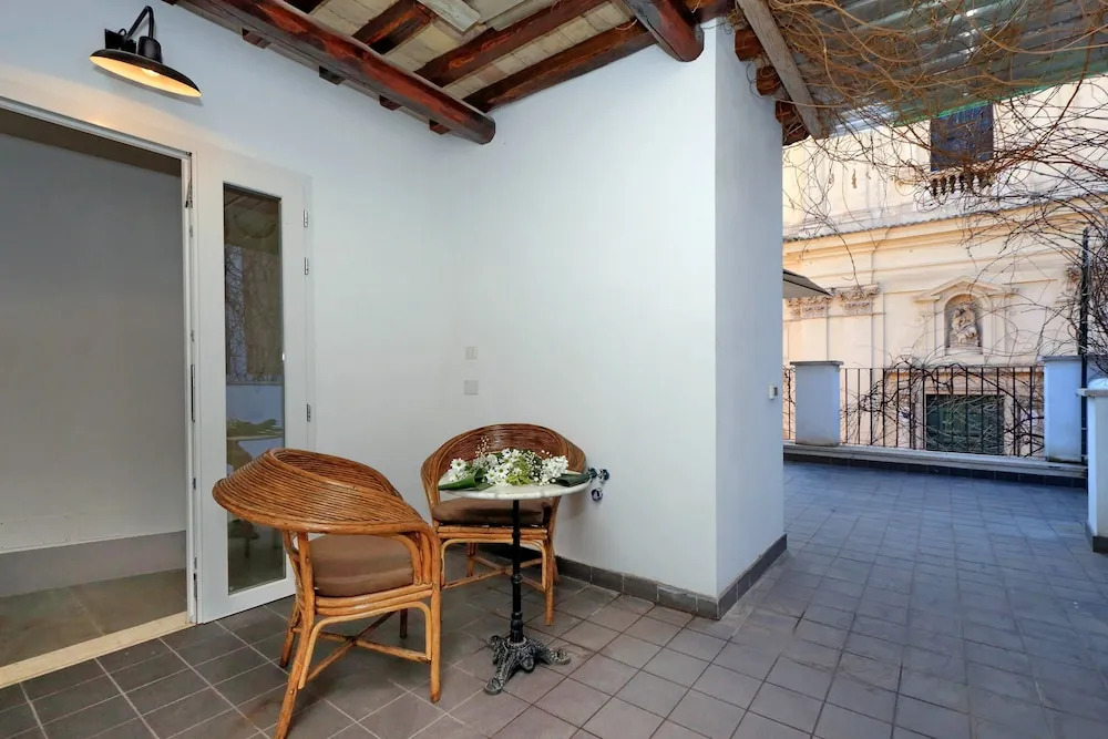 Trastevere Townhouse - My Extra Home