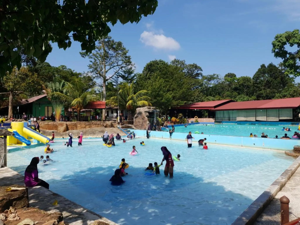 Alang Kenari Resort