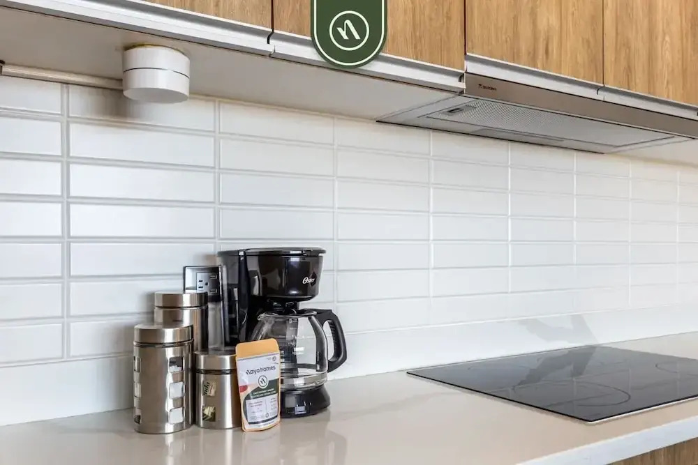 New 2 BR Condo With Private Terrace - BBQ