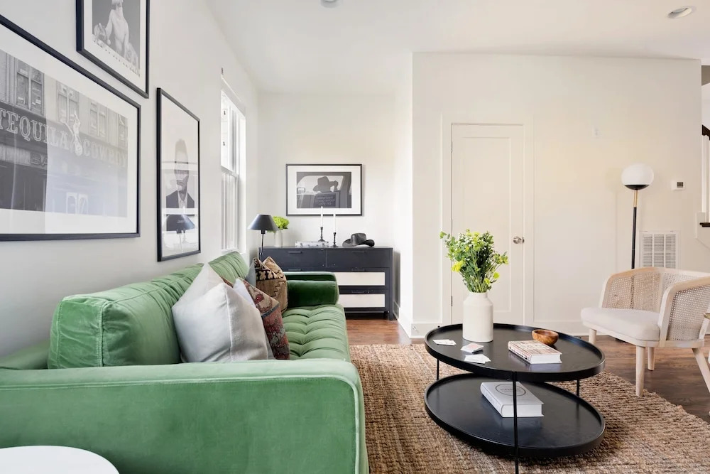 Hart Suite 9 by Avantstay Gorgeous Town House w/ Modern Amenities in Nashville!