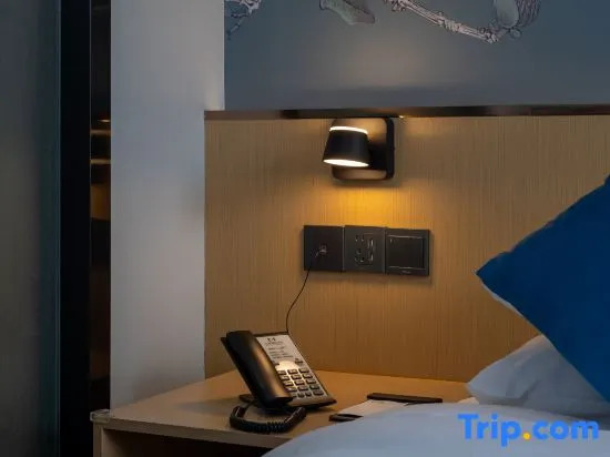 Muzi Boutique Hotel
