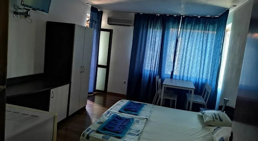 Paunovi Guest House