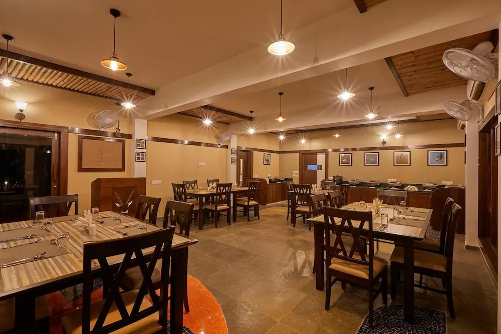 Blackbuck Safari Lodge Velavadar