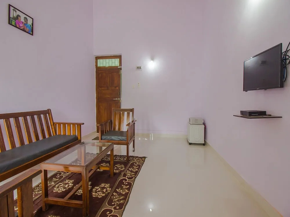 OYO 16984 Home Elegant 1BHK Calangute