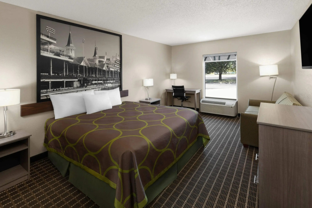 Super 8 by Wyndham Shepherdsville - Louisville South I65