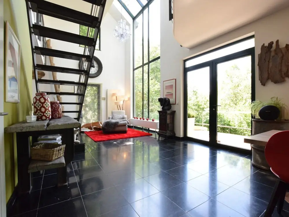 Posh Villa in Durbuy with Hot Tub, Whirlpool