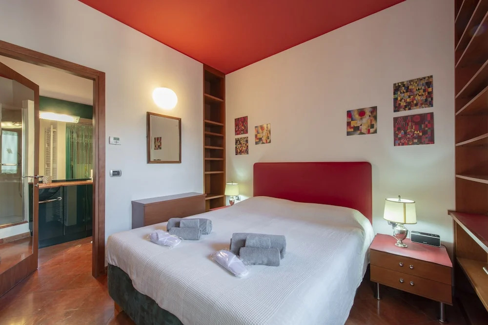 Santo Stefano - 3721 - Milan - Hld 37526