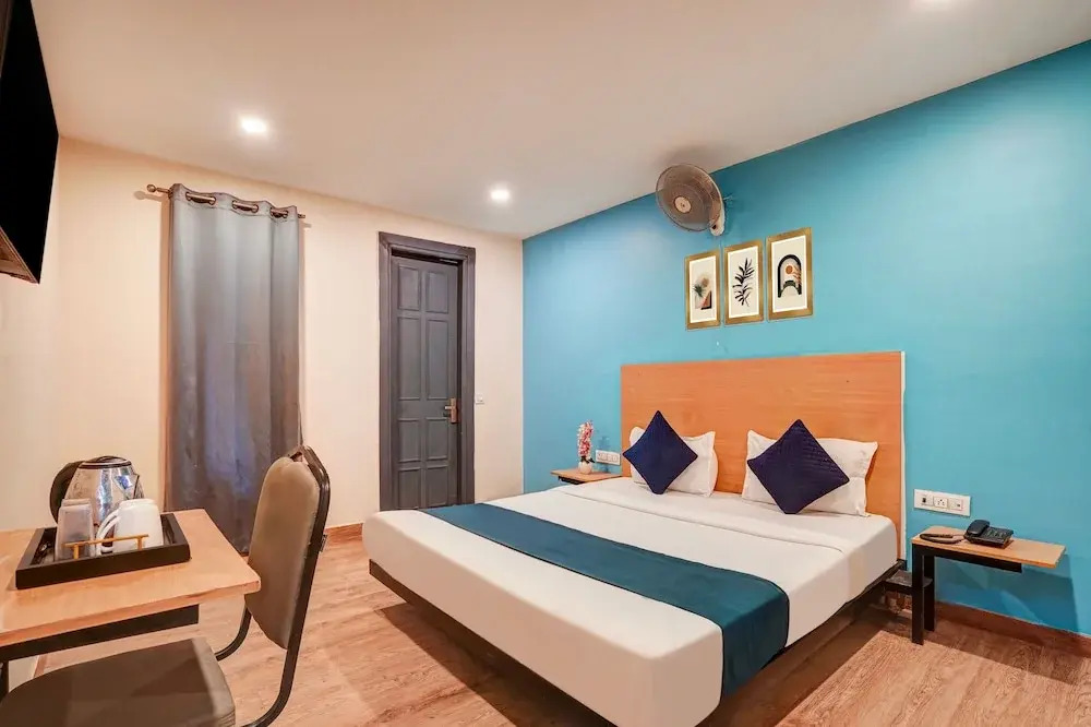 Hotel Twamev residency Uttam Nagar couple friendly