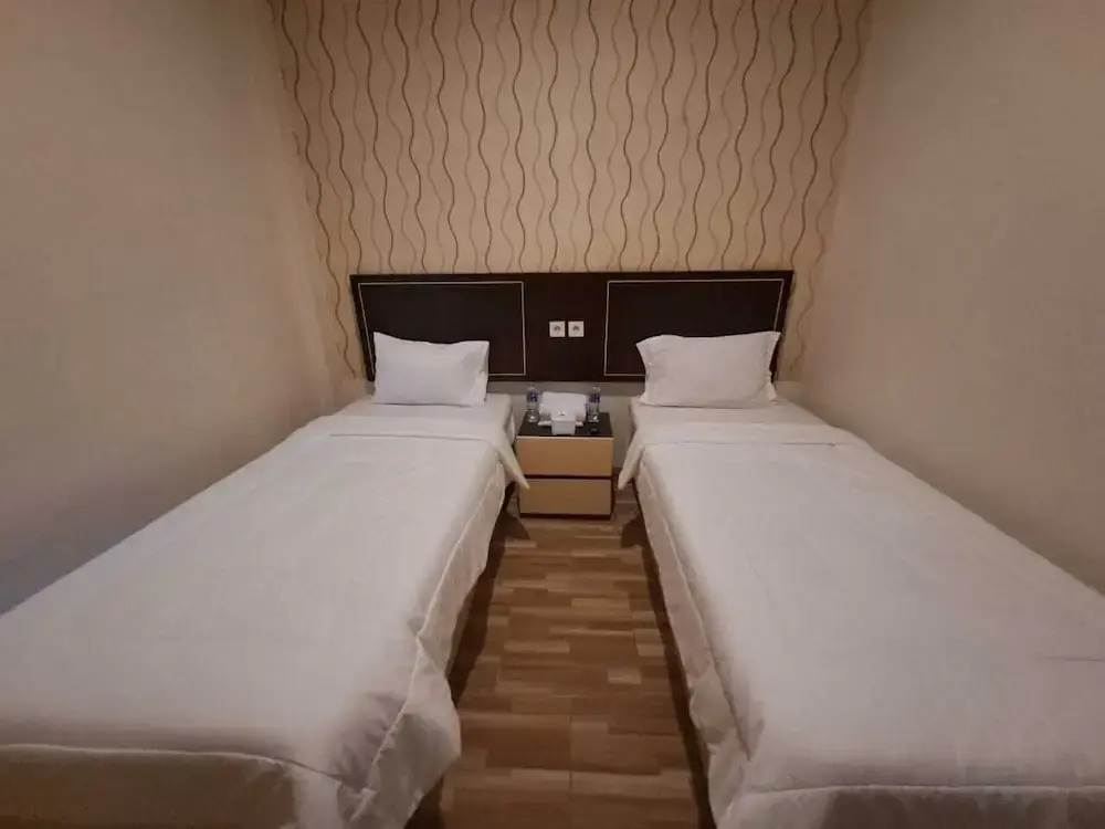 OYO 92944 Luna Guest House