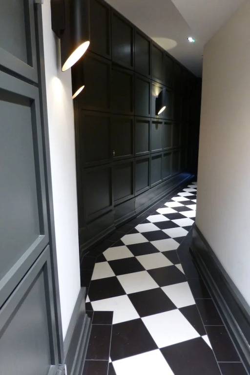 Clarendon Garrick Street