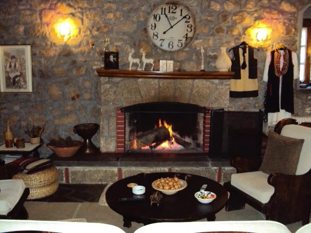 Guesthouse Karahalios