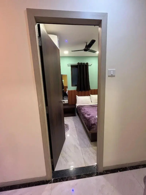 Parel Residency