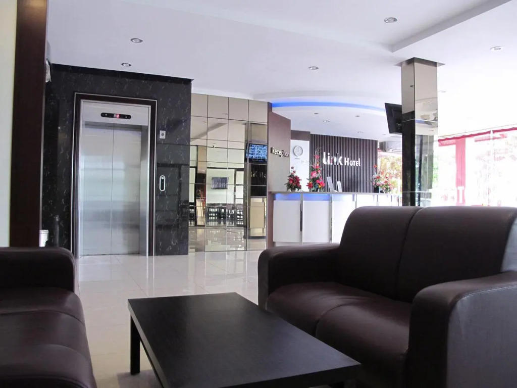 Link Hotel